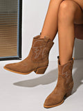 Modern Retro embroidered block heel round toe mid-calf knight boots