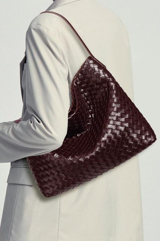 Modern Woven Large Capacity Shoulder Crossbody Bag