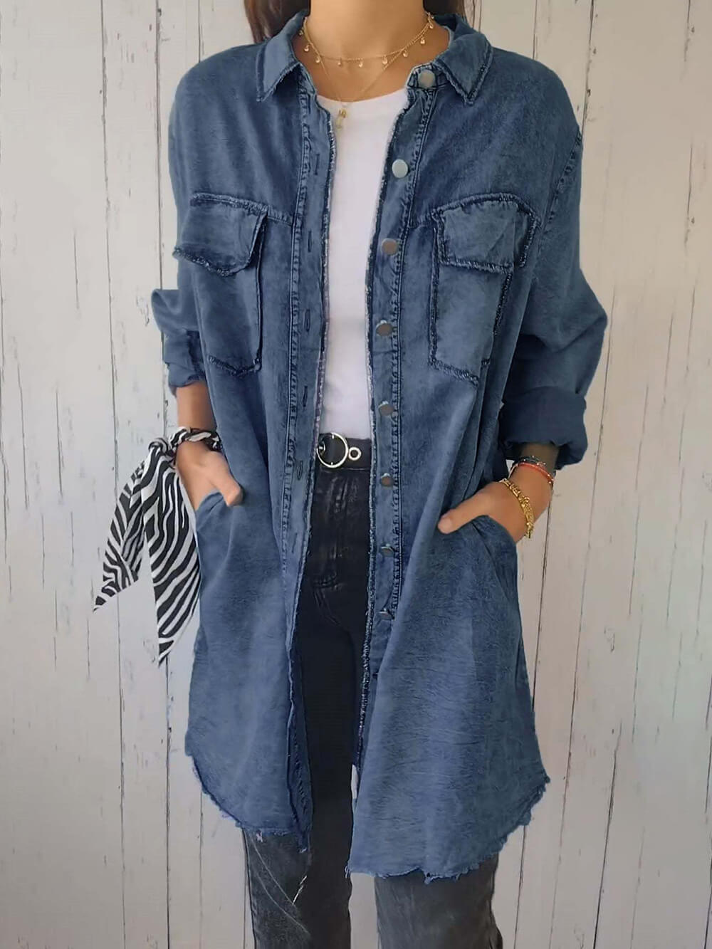 Denim Jacket in a Lightweight Design with Lapel Collar and Long Sleeves