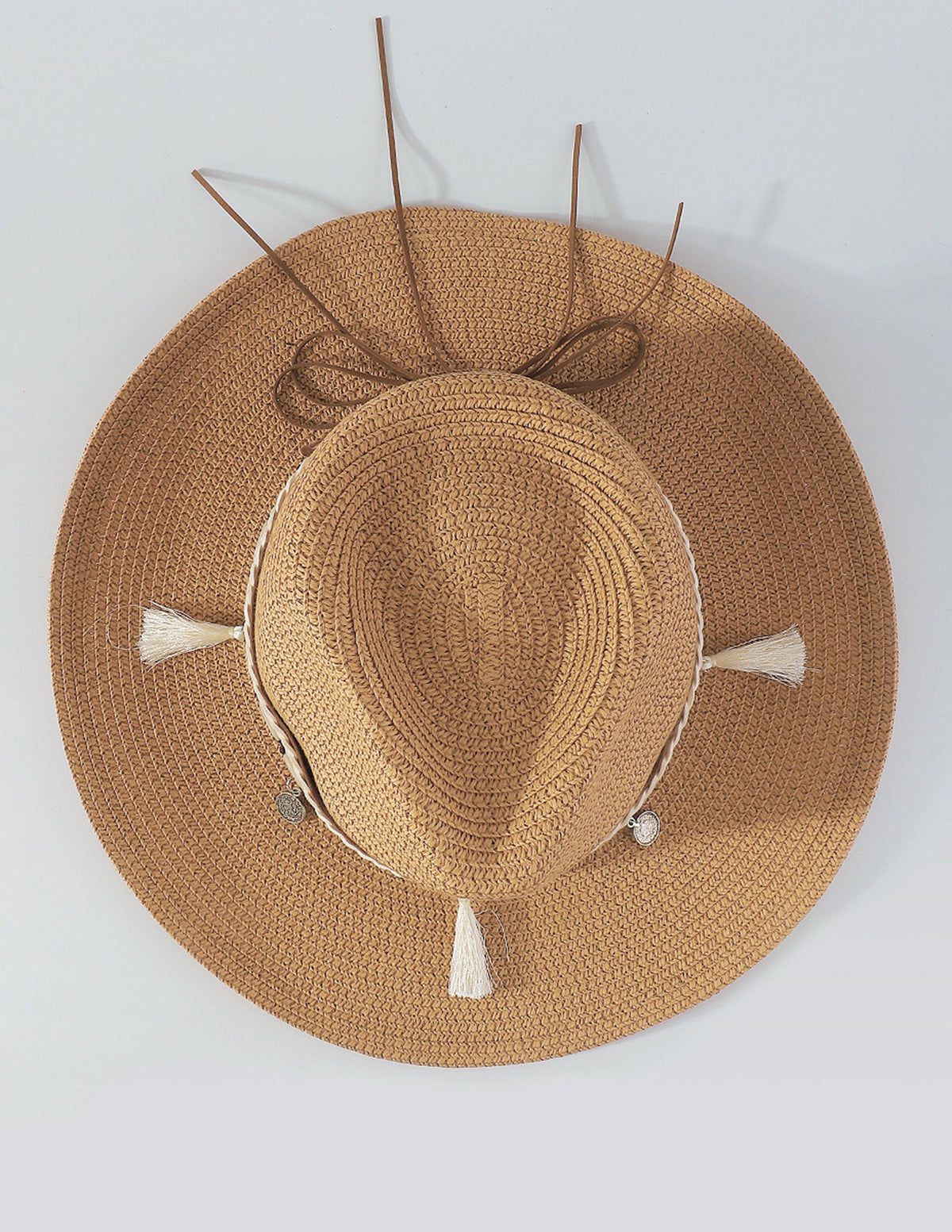 Modern Straw Hat With Shell Tassels