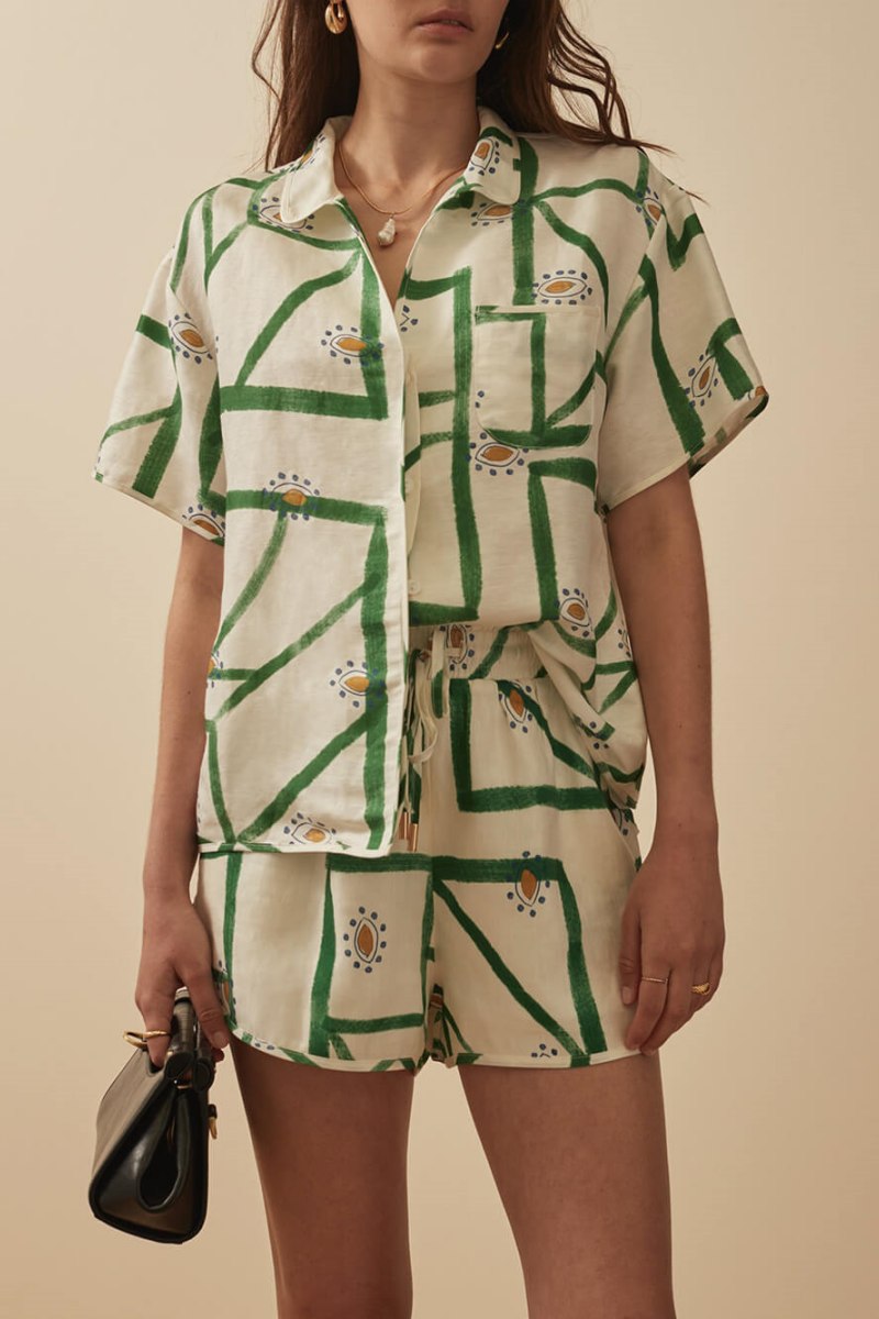 Distinctive Delicate Patterned Loose Button Up Top Shorts Set