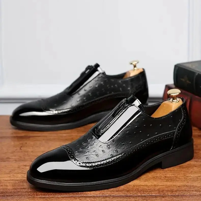 Polished Leather Shoes with Embossed Texture