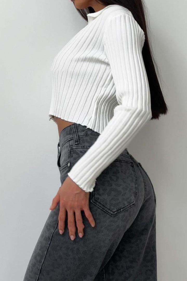 Modern Leopard High-Waisted Jeans