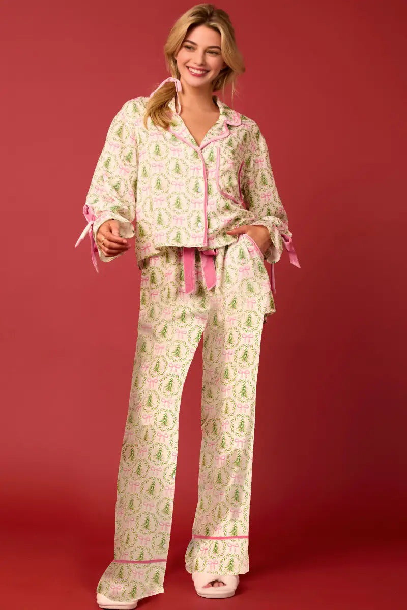 Coordinated Christmas Character Sprint Pajama Long Set