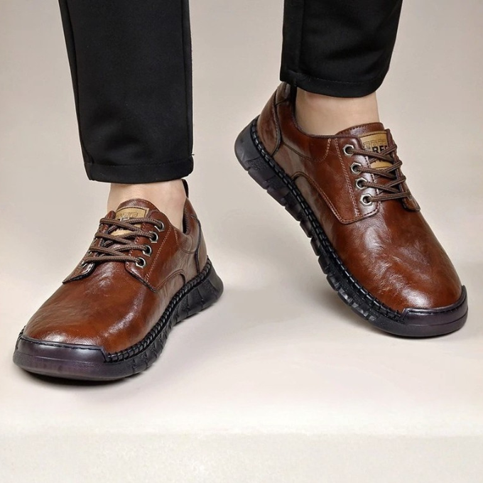 Smooth Full-Grain Leather Shoes with All-Day Comfort