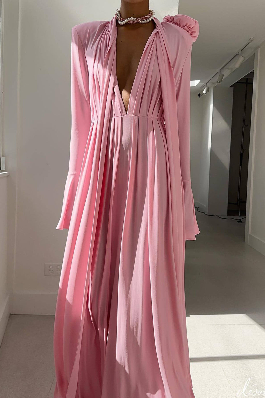 Luxury Retro Cut-Out Deep V Halter 3D Flower Maxi-Length Dress
