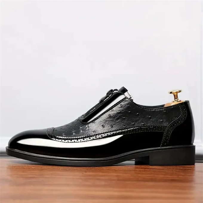 Polished Leather Shoes with Embossed Texture