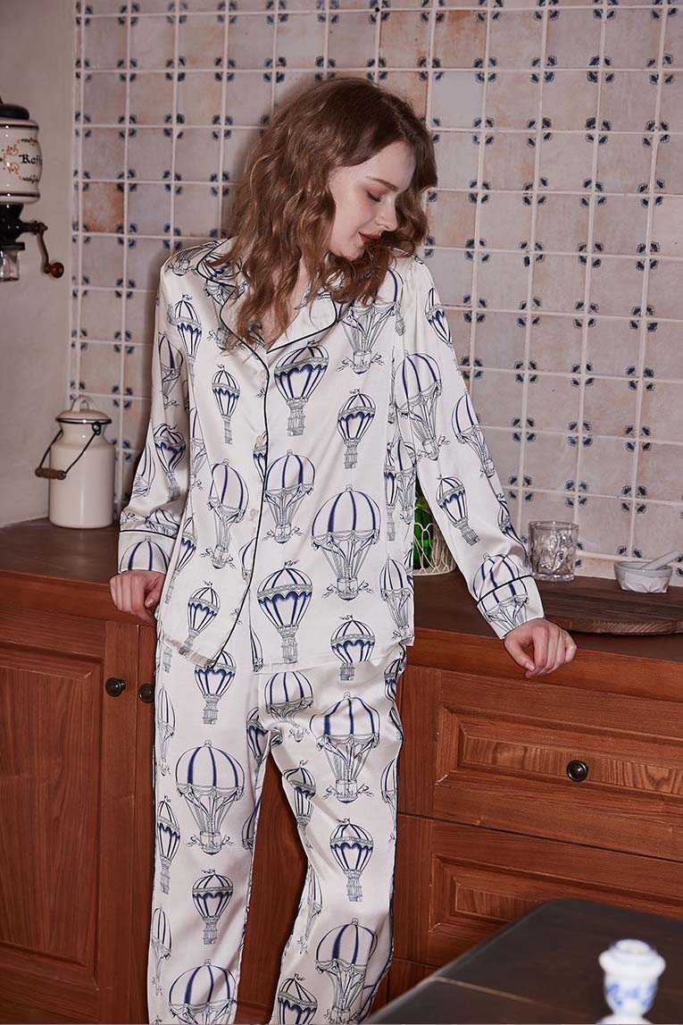 Coordinated Hot Air Balloon Print Pajama Set - White