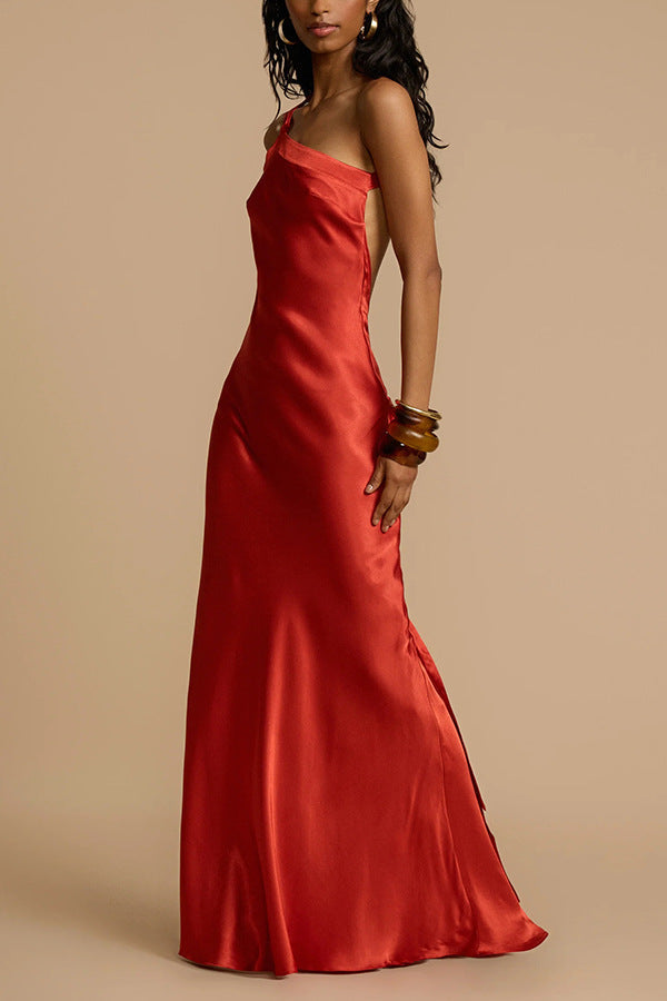 Silhouette Grace - Fitted One-Shoulder Dress