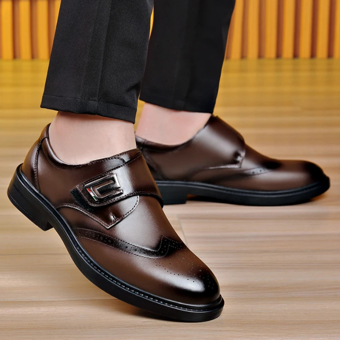 Polished Full-Grain Leather Shoes with Rubber Sole