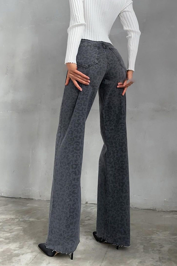 Modern Leopard High-Waisted Jeans