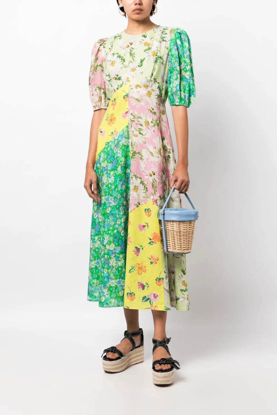 Modern Graffiti Print Puff Sleeve Dress