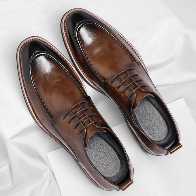 Burnished Leather Oxford Shoes with Burnished Finish