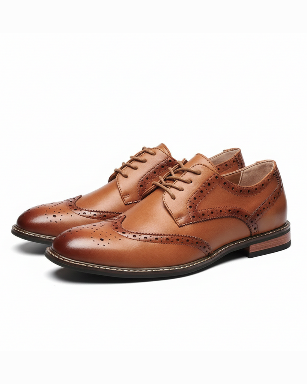 Polished Leather Oxford Shoes with Brogue Detailing
