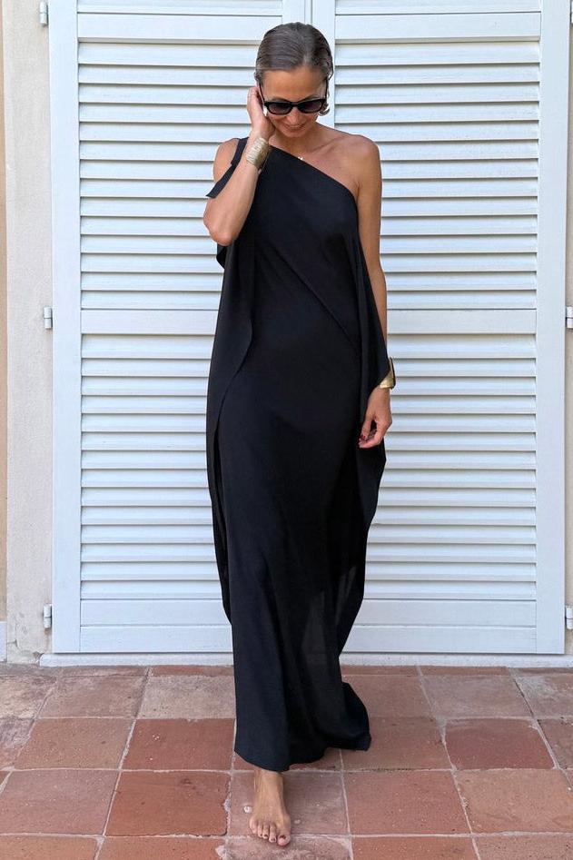 Modern Flowing Asymmetric Caftan With Belt