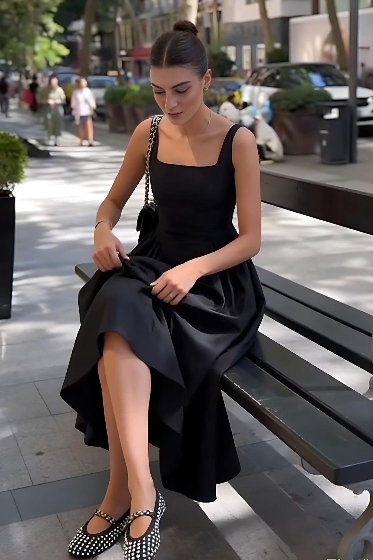 Black Square Neck Back Bow Midi-Length Dress