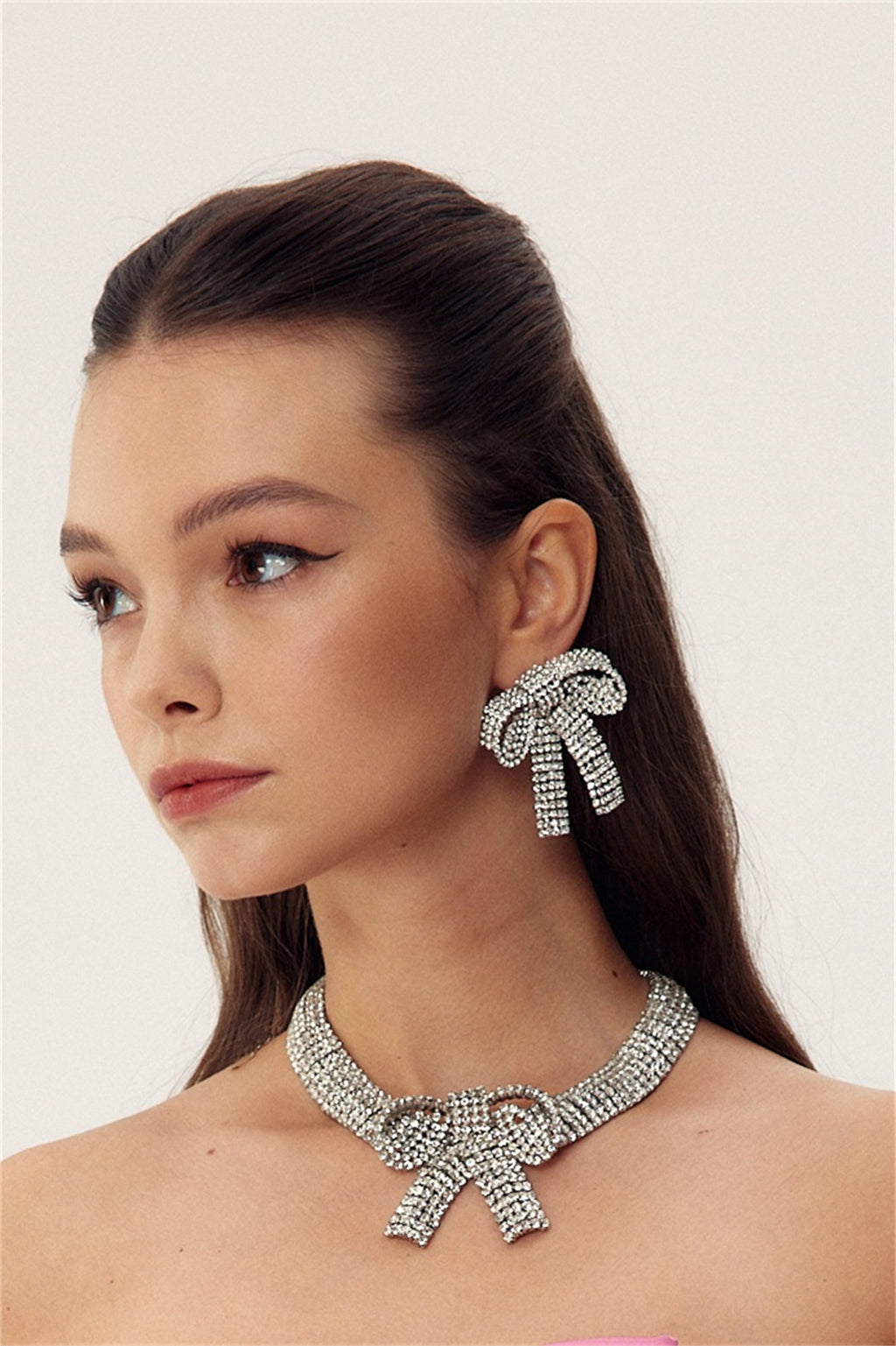Statement Crystal Embellished Bowknot Necklace