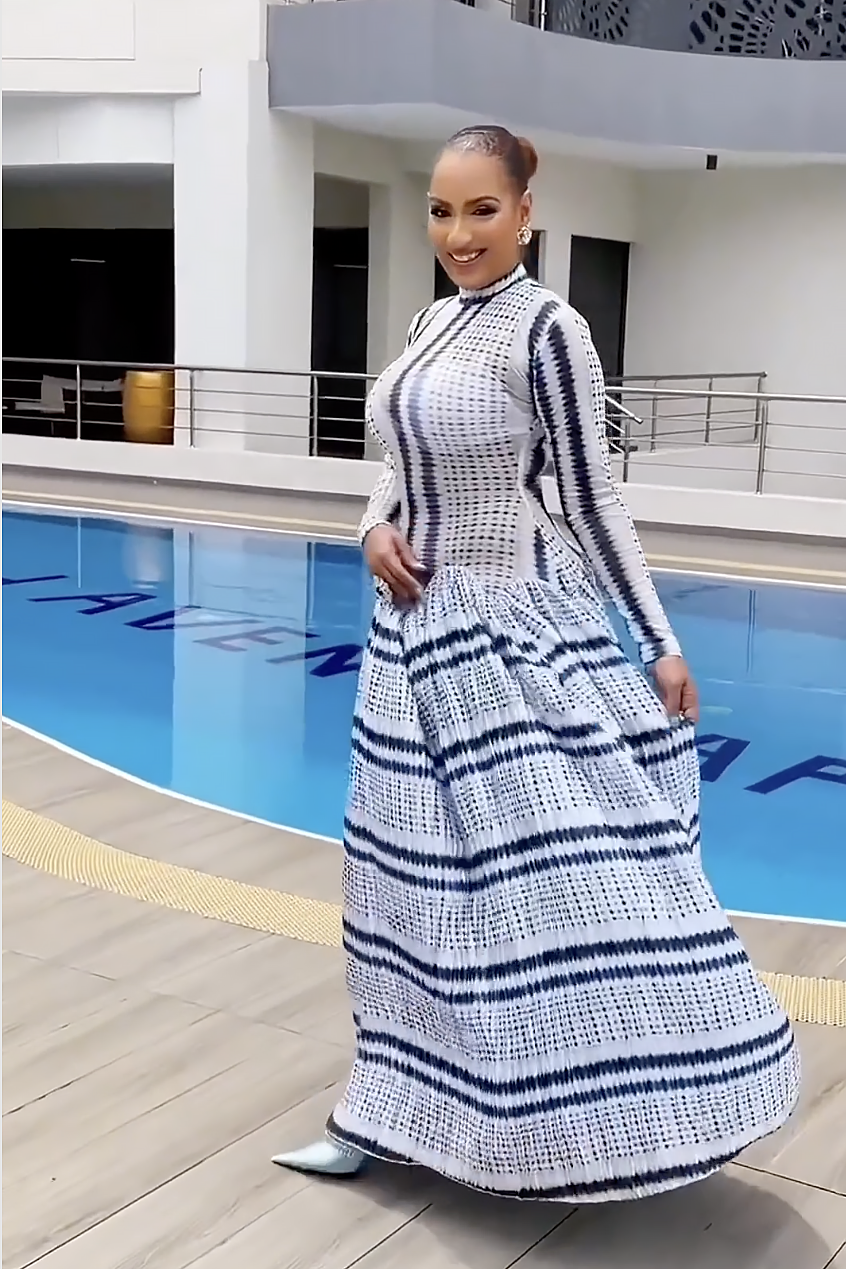 Modern Tie-Dye Slim-Fit Hip-Enhancing Evening Gown