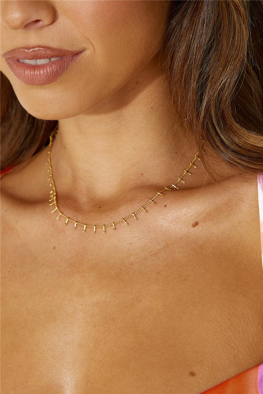 Statement 18k Gold Plated Queen Things Necklace Gold