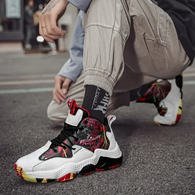 Sneakers with Quick-Lace System
