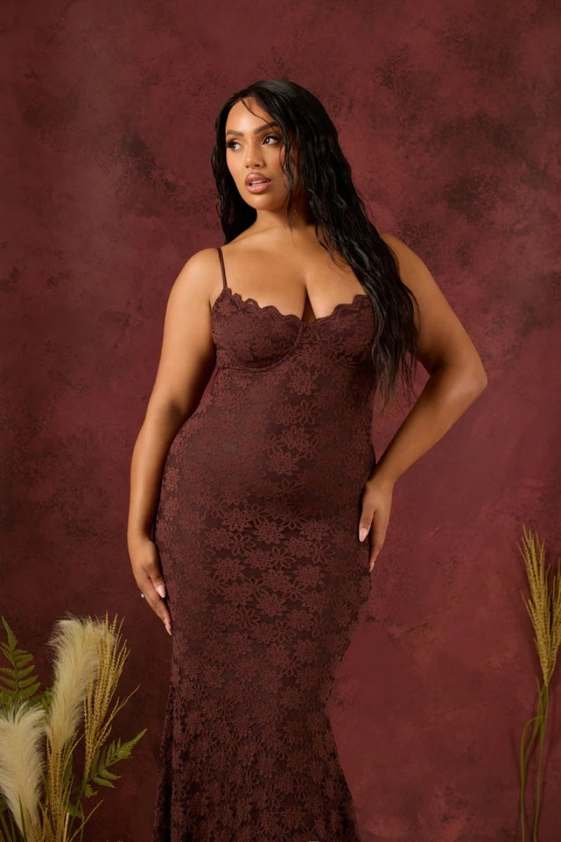 Leah Lace Maxi-Length Dress