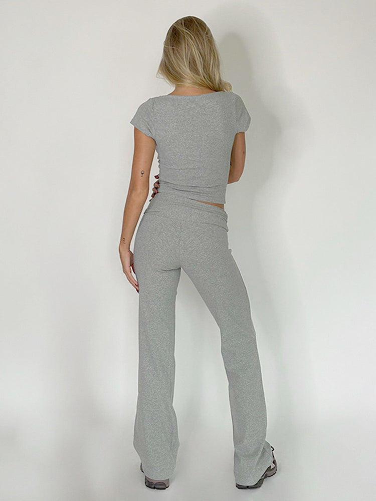 Fanny - Two-Piece Ensemble with V-Neck and Solid Color Pants