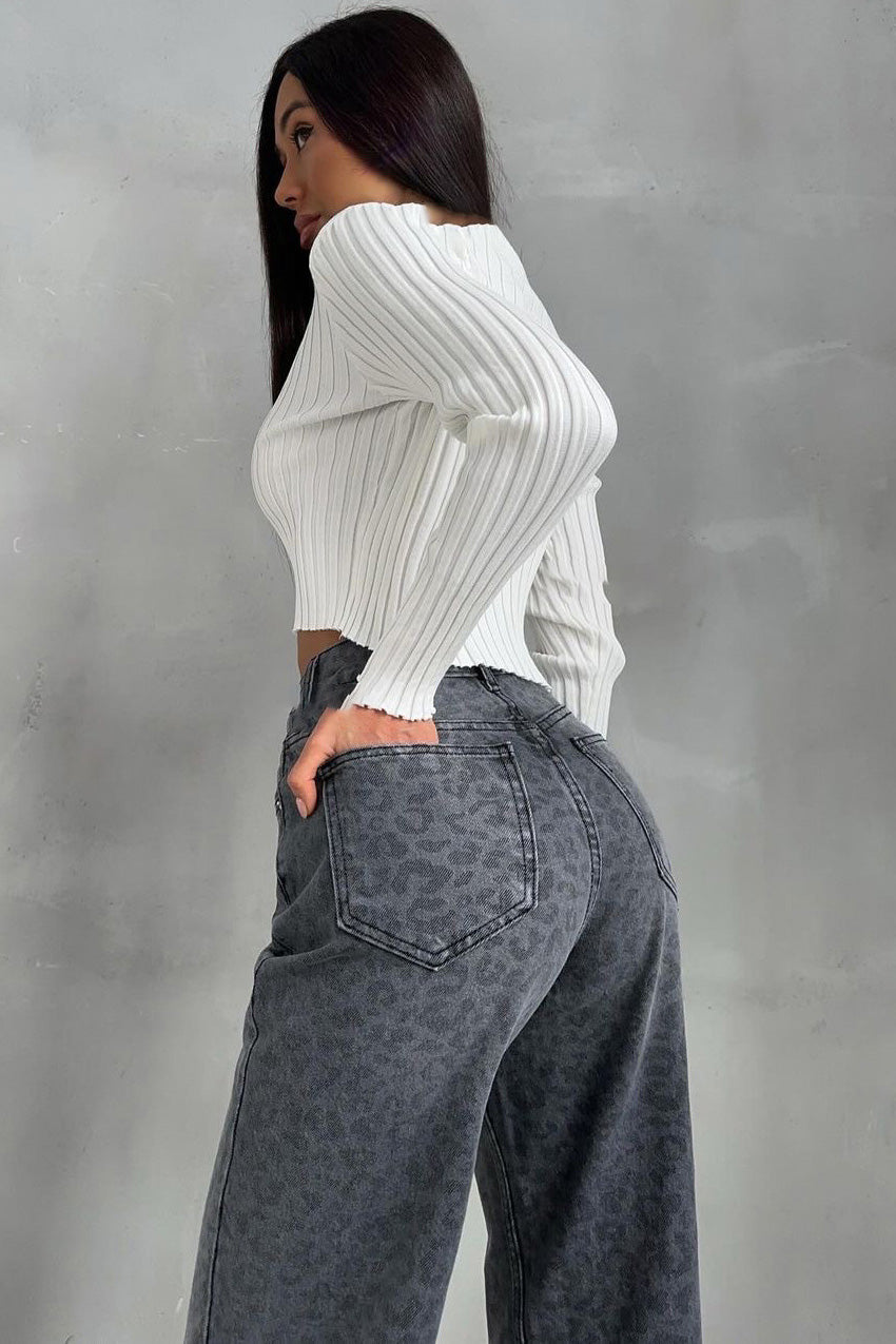 Modern Leopard High-Waisted Jeans