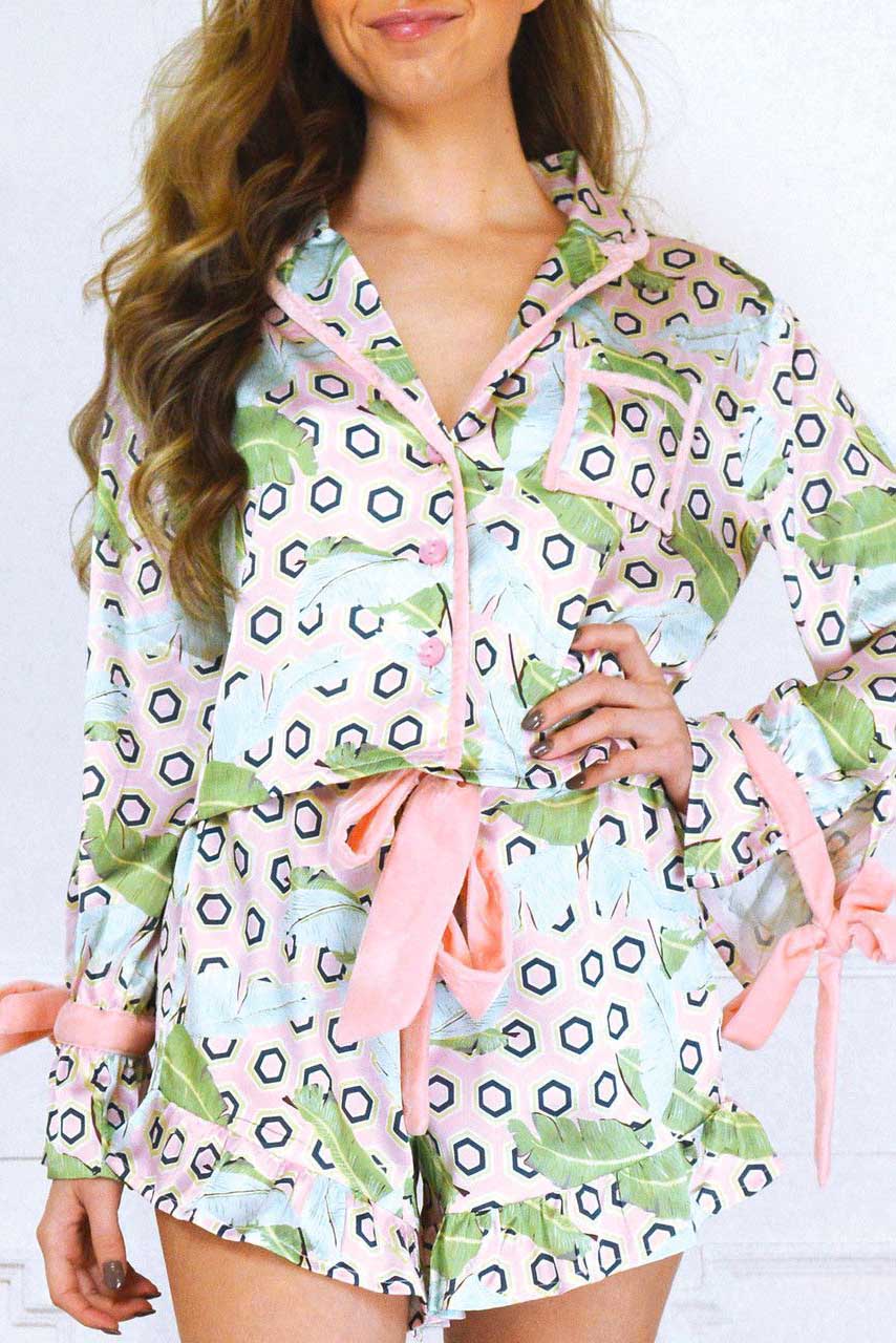 Modern Tie Front Cotton Peplum Blouse Shorts