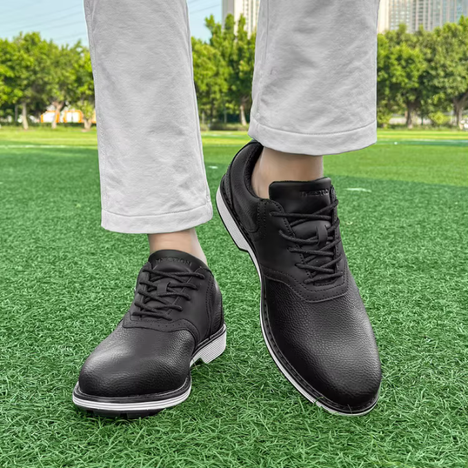 Pebbled Leather Brogue Shoes with Two-Tone Detail