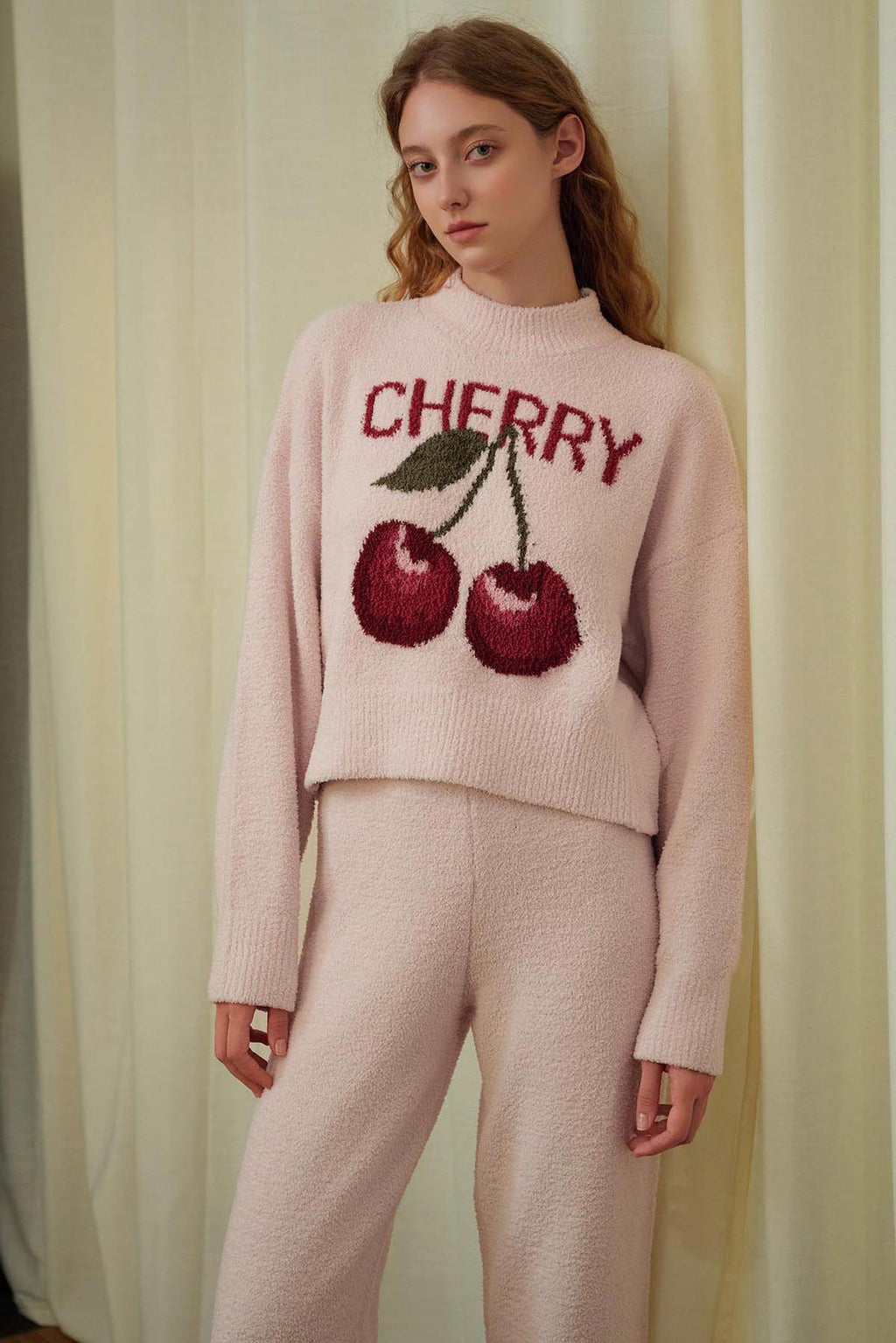 Coordinated Soft Half Velvet Milk Cherry Set