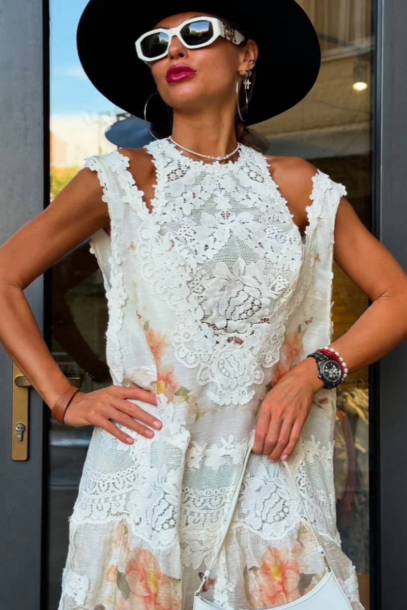 Kelly Lace Maxi-Length Dress