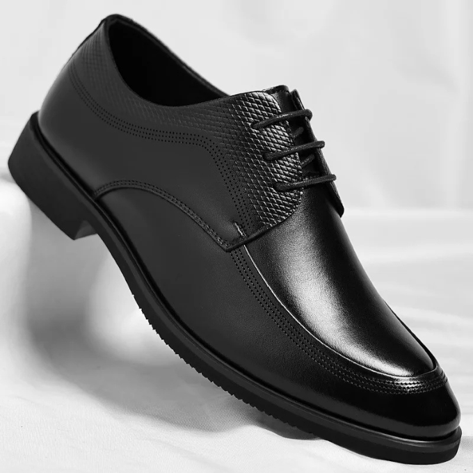 Polished Leather Shoes with All-Day Comfort