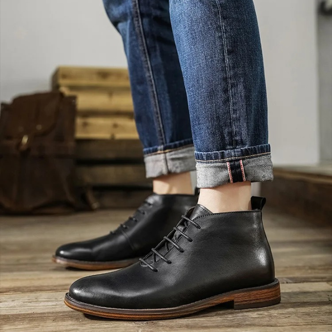 Leather Boots with Sturdy Sole