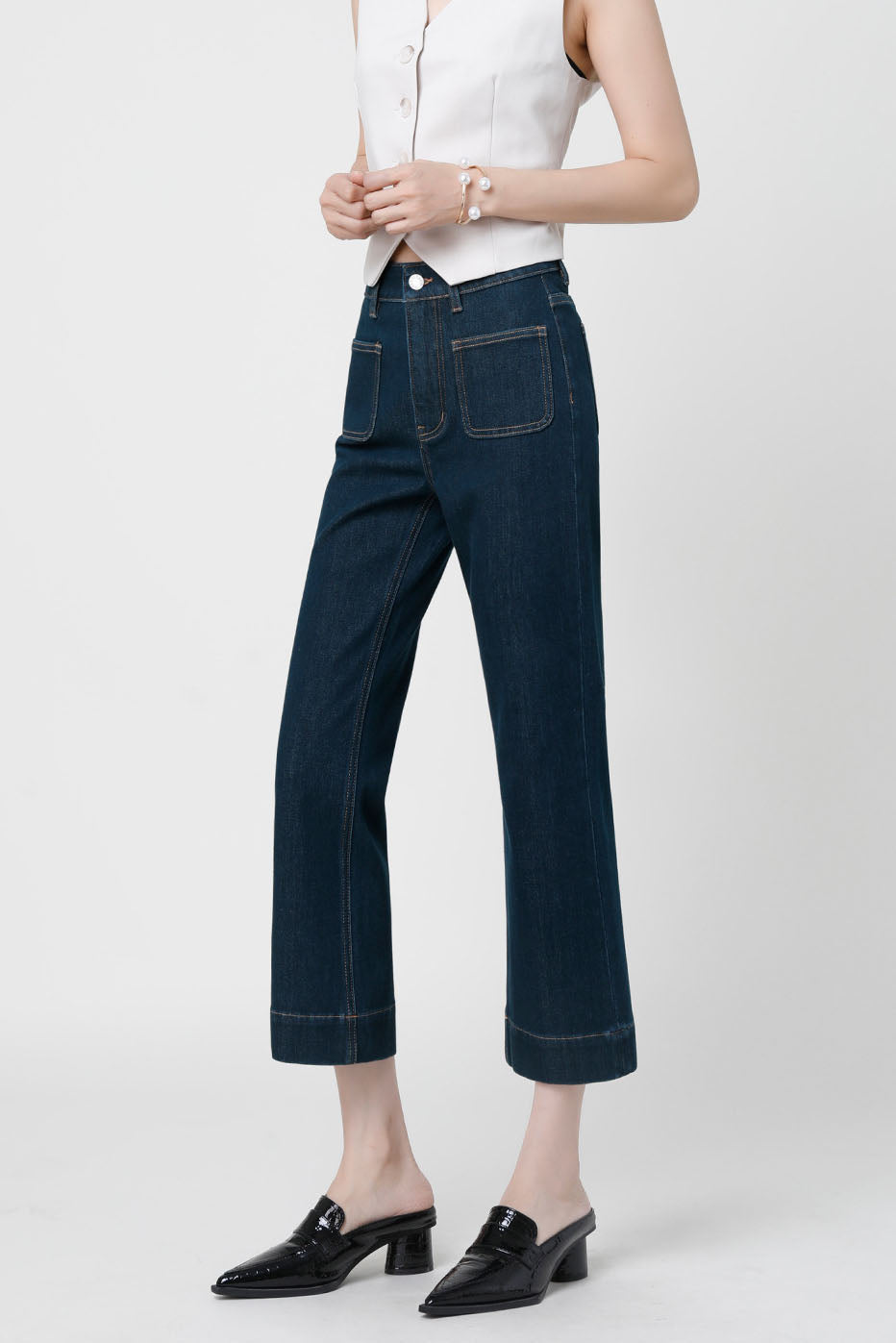 Petite Flare High-Waisted Jeans