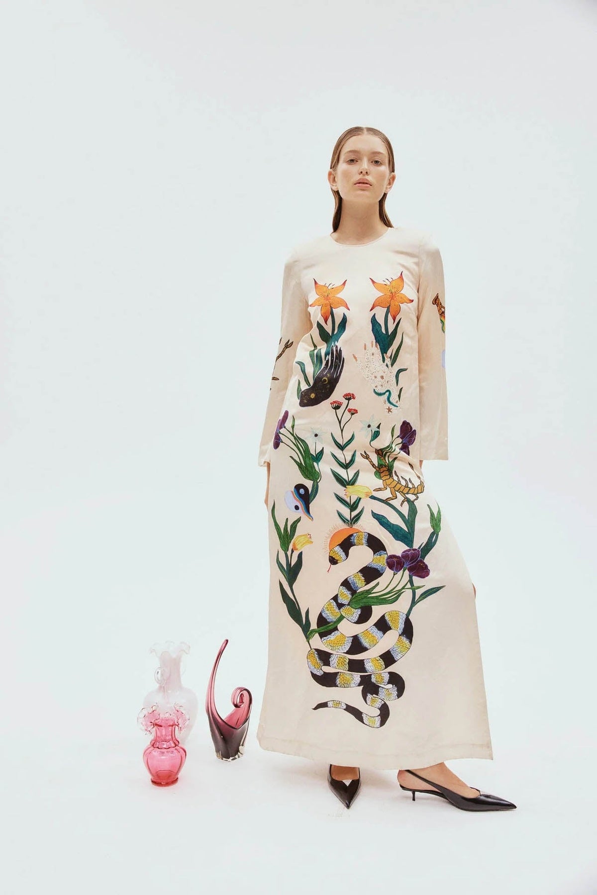 Flirtatious Print Open-Back Dress
