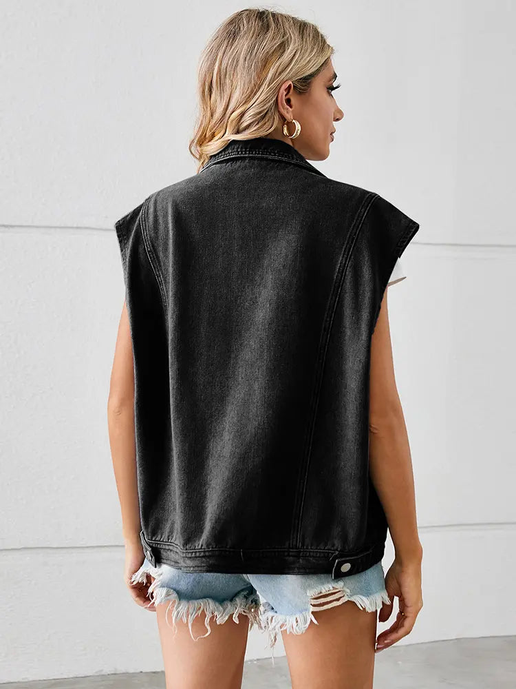 Denim Vest in a Washed Look with Button Closure and Relaxed Fit