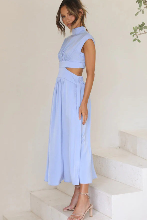 Cut-Out Waist Pocketed Vacation Midi-Length Dress