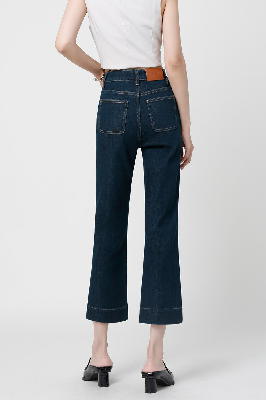 Petite Flare High-Waisted Jeans