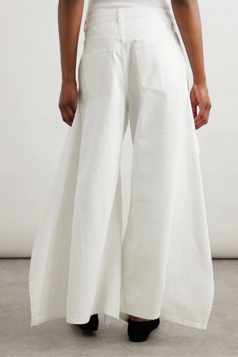 Modern Ruffled Mid-Rise Wide-Leg Jeans