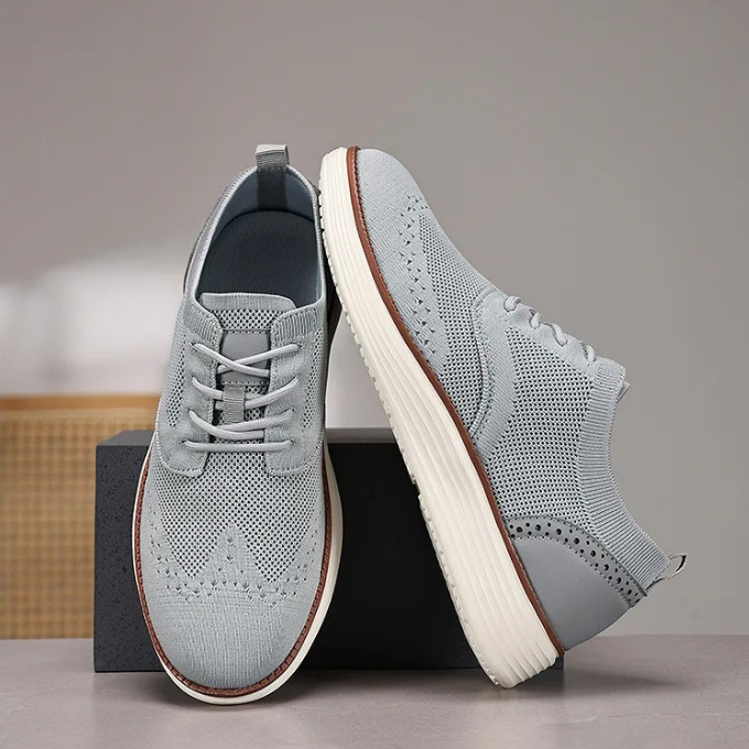 Knit Brogue Shoes with Wingtip Brogue Detail