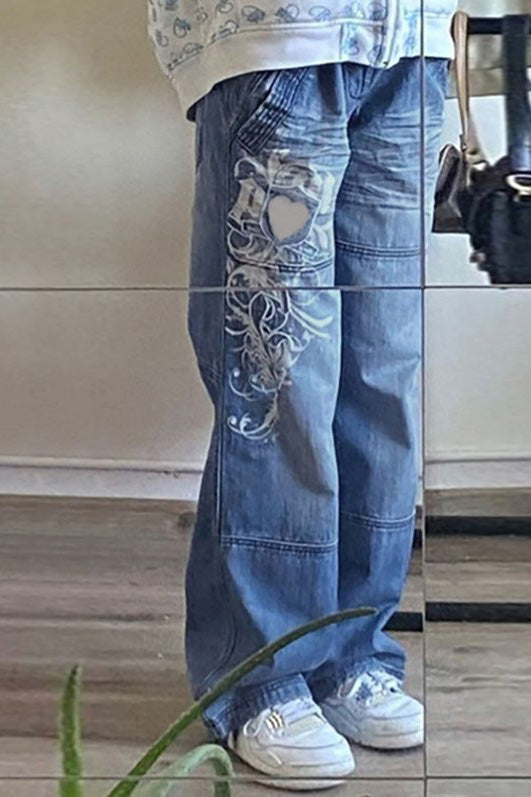 Modern Street-Style Washed Jeans