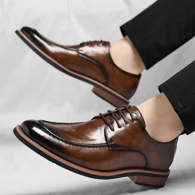 Burnished Leather Oxford Shoes with Burnished Finish