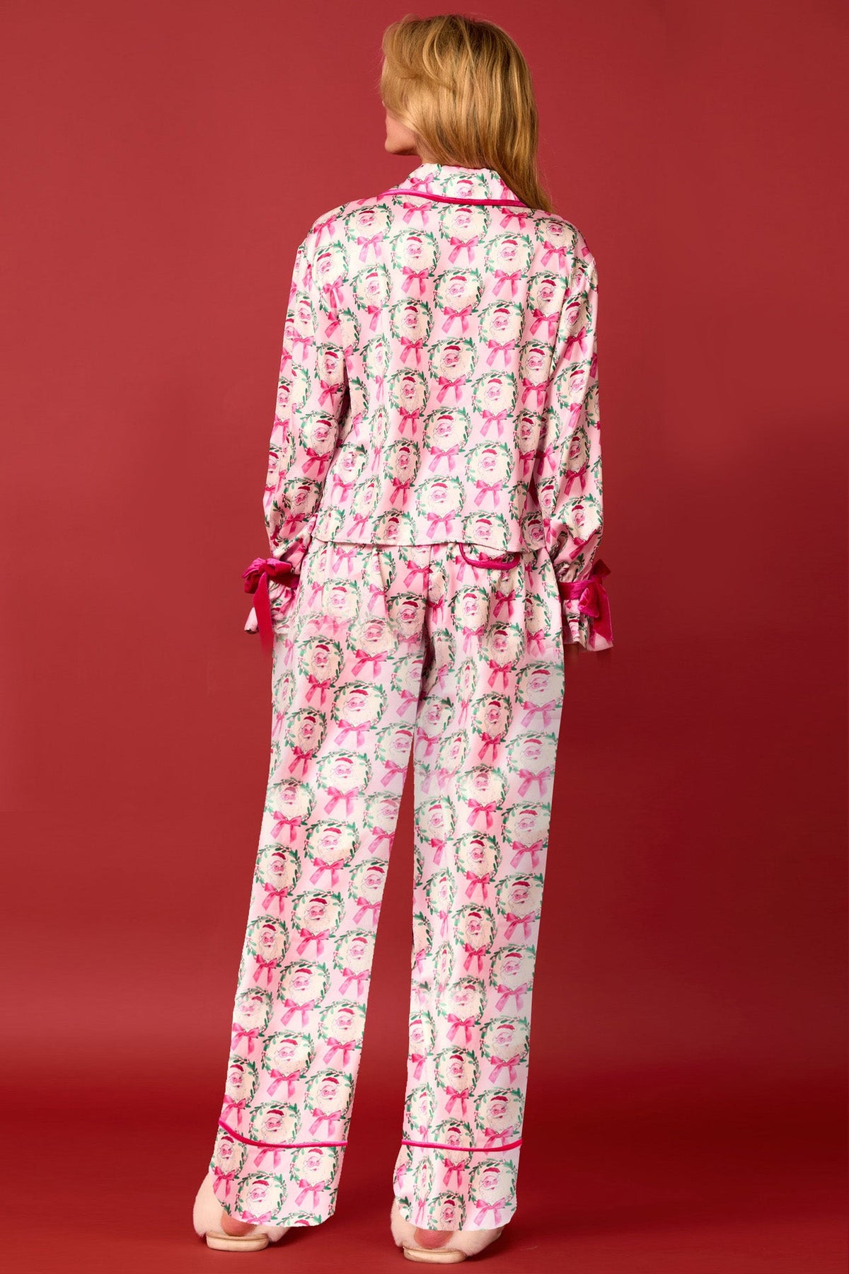 Coordinated Christmas Character Sprint Pajama Long Set