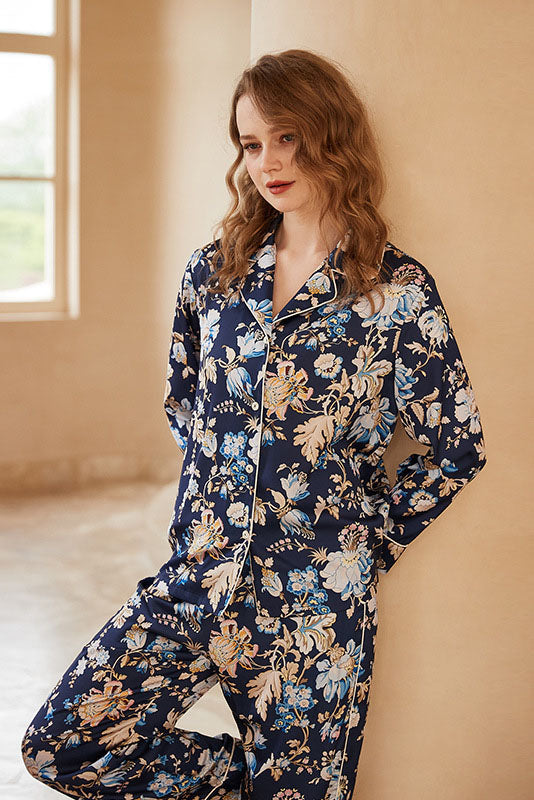 Coordinated Begonia Flower Print Long-Sleeve Pajama Loungewear Set