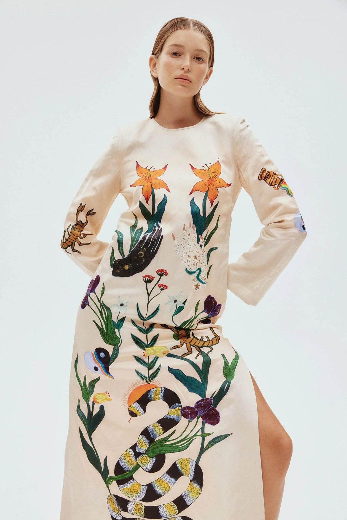 Flirtatious Print Open-Back Dress