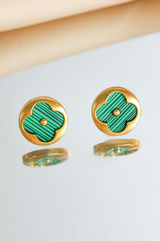 Distinctive Clover Stud Earrings