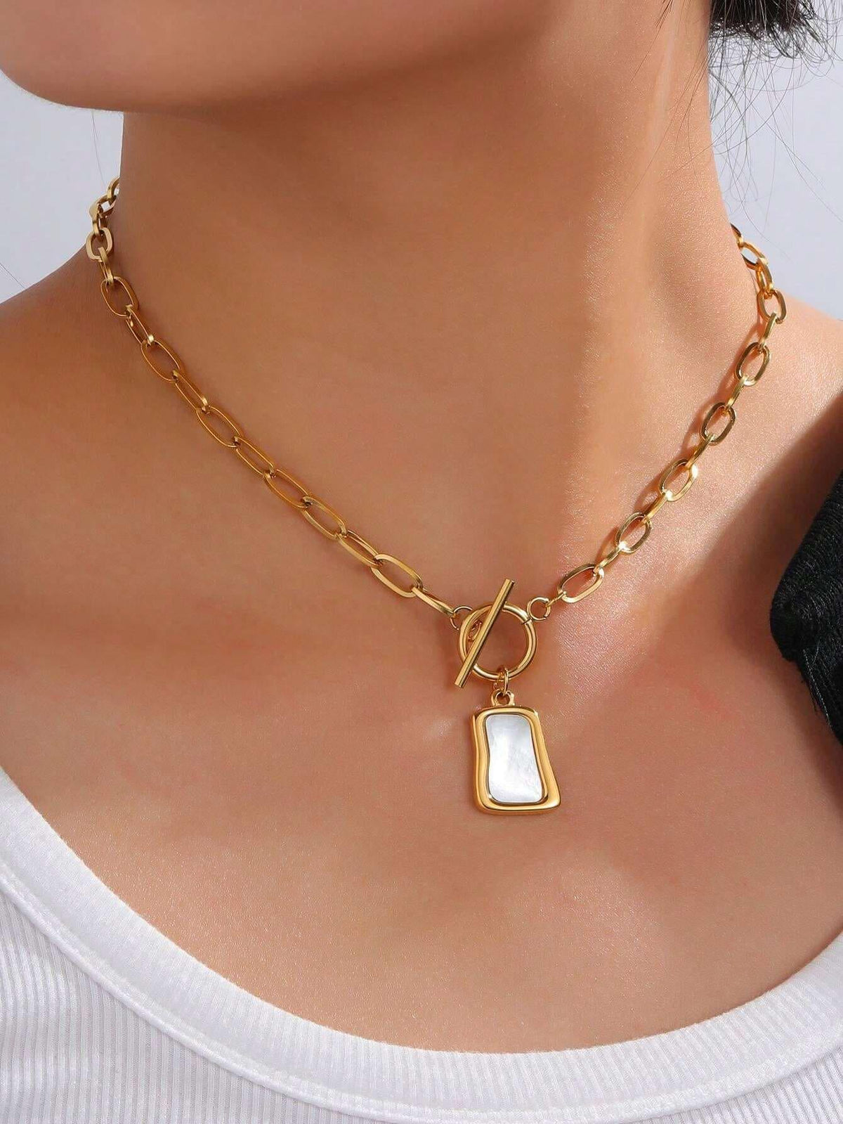Statement Gold-Plated Geometric Square Necklace