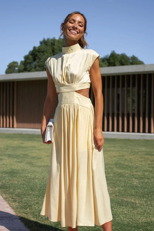 Cut-Out Waist Pocketed Vacation Midi-Length Dress