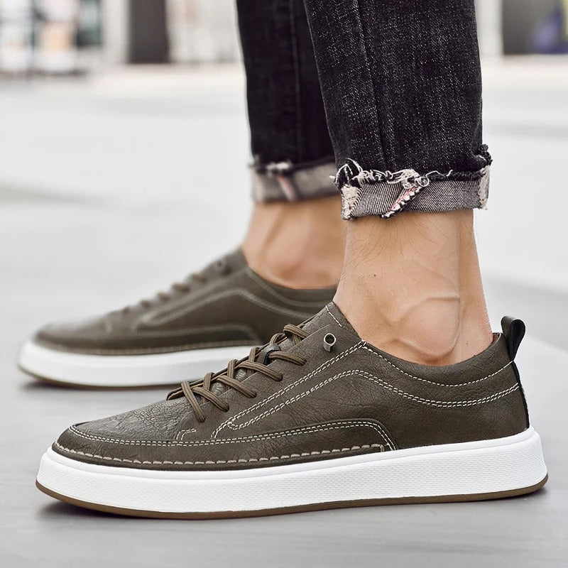 Cowhide Leather Sneakers with Lightweight Construction