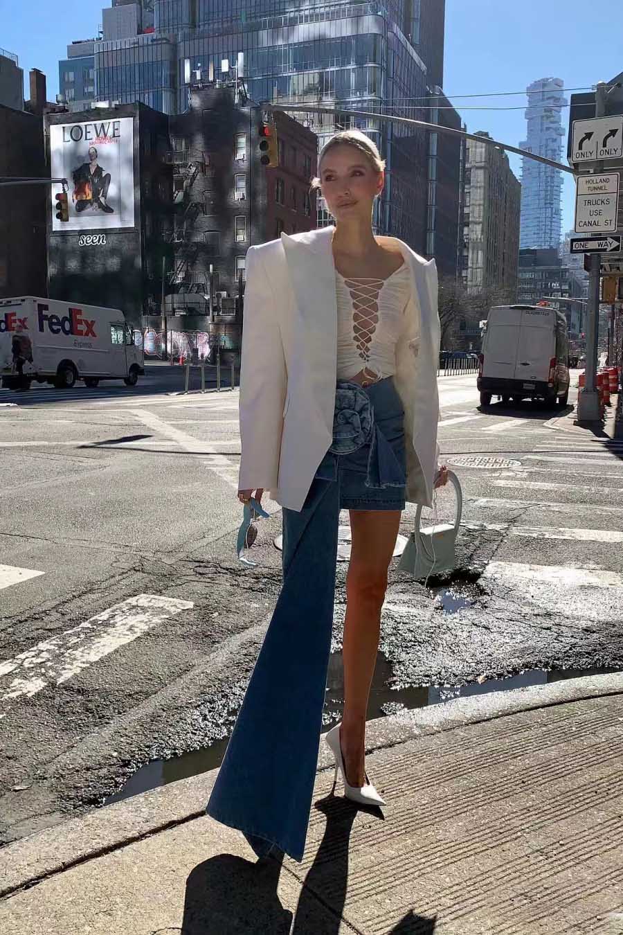 Modern Denim Mini Skirt With 3D Roses